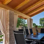 Vila Ena With Private Pool Pinezici (Istria)
