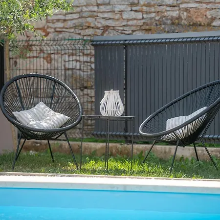 Ena With Private Pool