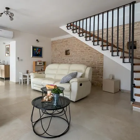 Villa Ena With Private Pool *