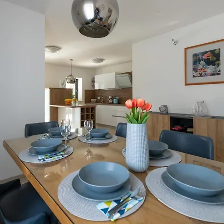 Ena With Private Pool Villa Pinezici (Istria)