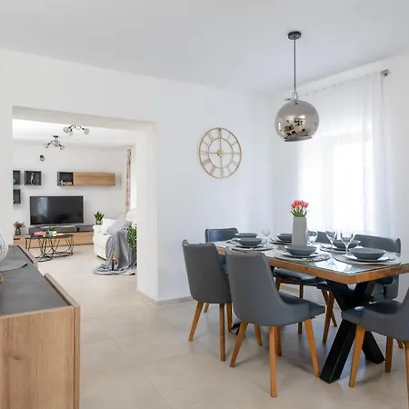 Ena With Private Pool * Pinezici (Istria)