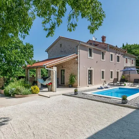 Ena With Private Pool