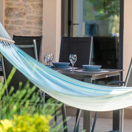 Ena With Private Pool *